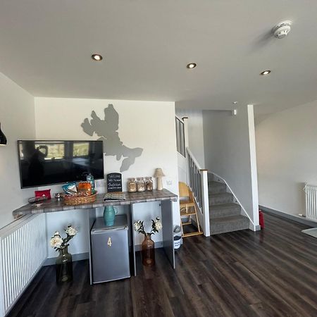 KilmaluagThe Bridge Self Catering别墅 外观 照片